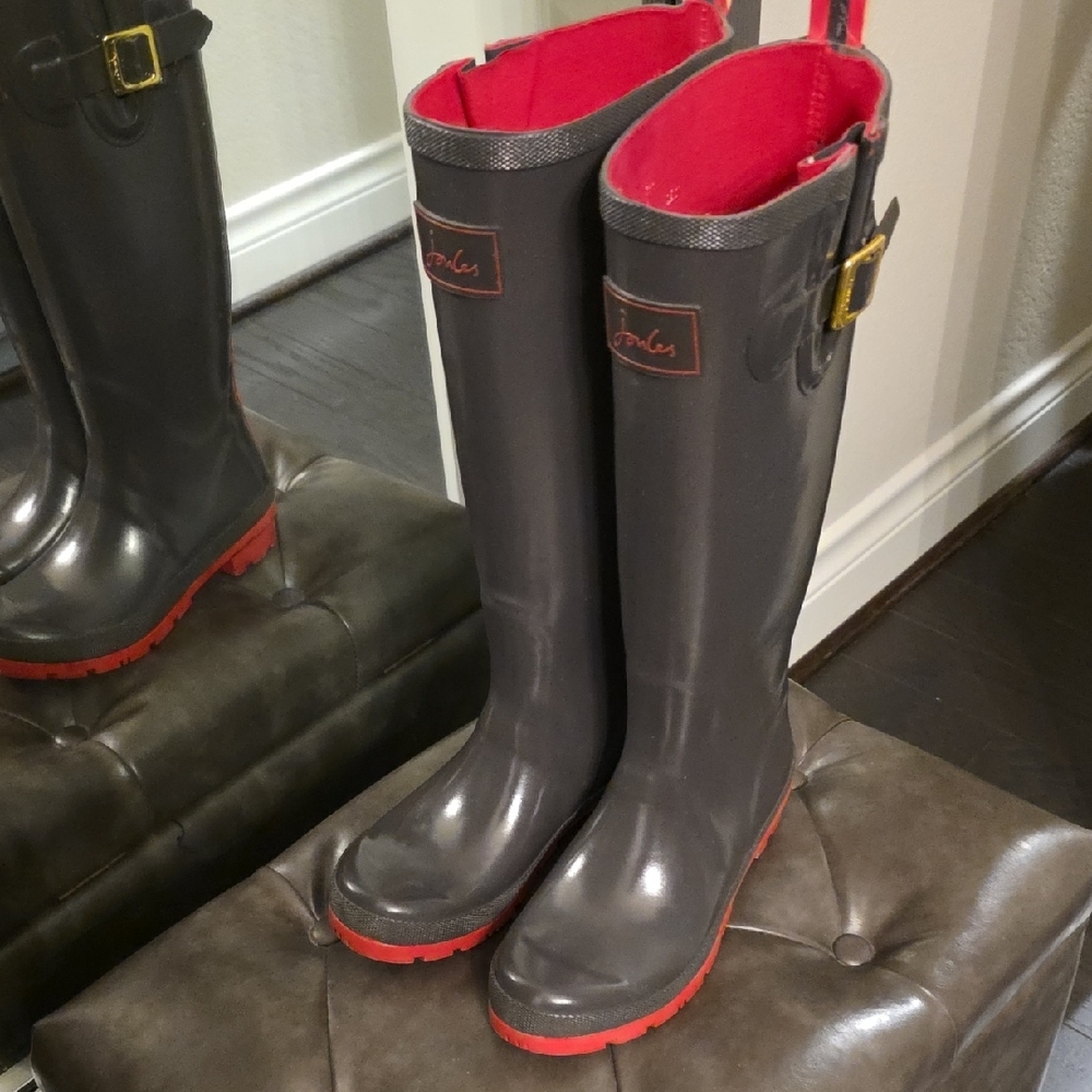 Joules Women's Charcoal and Scarlet Rain Boots - Picture 4 of 11